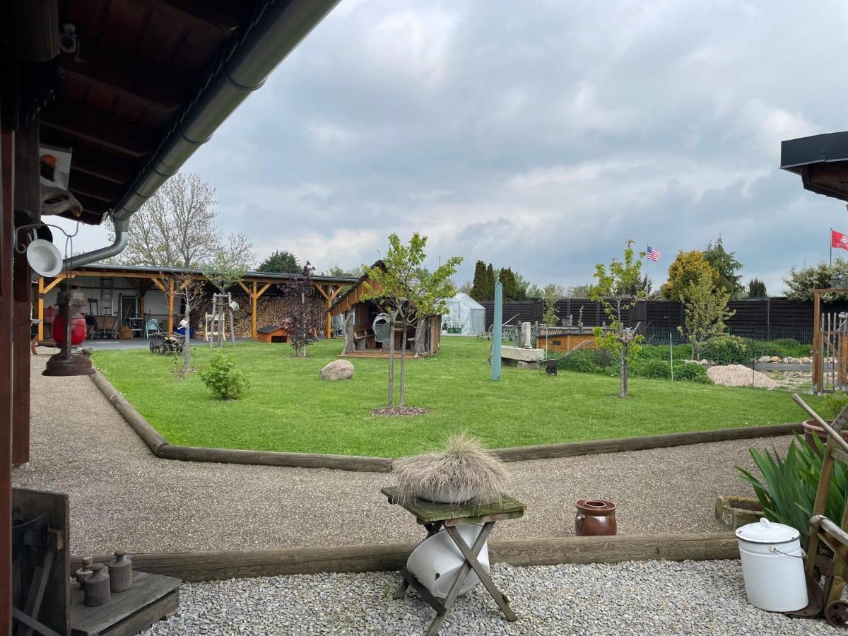 Pension Landhaus An Der Saale 베른부르크 외부 사진